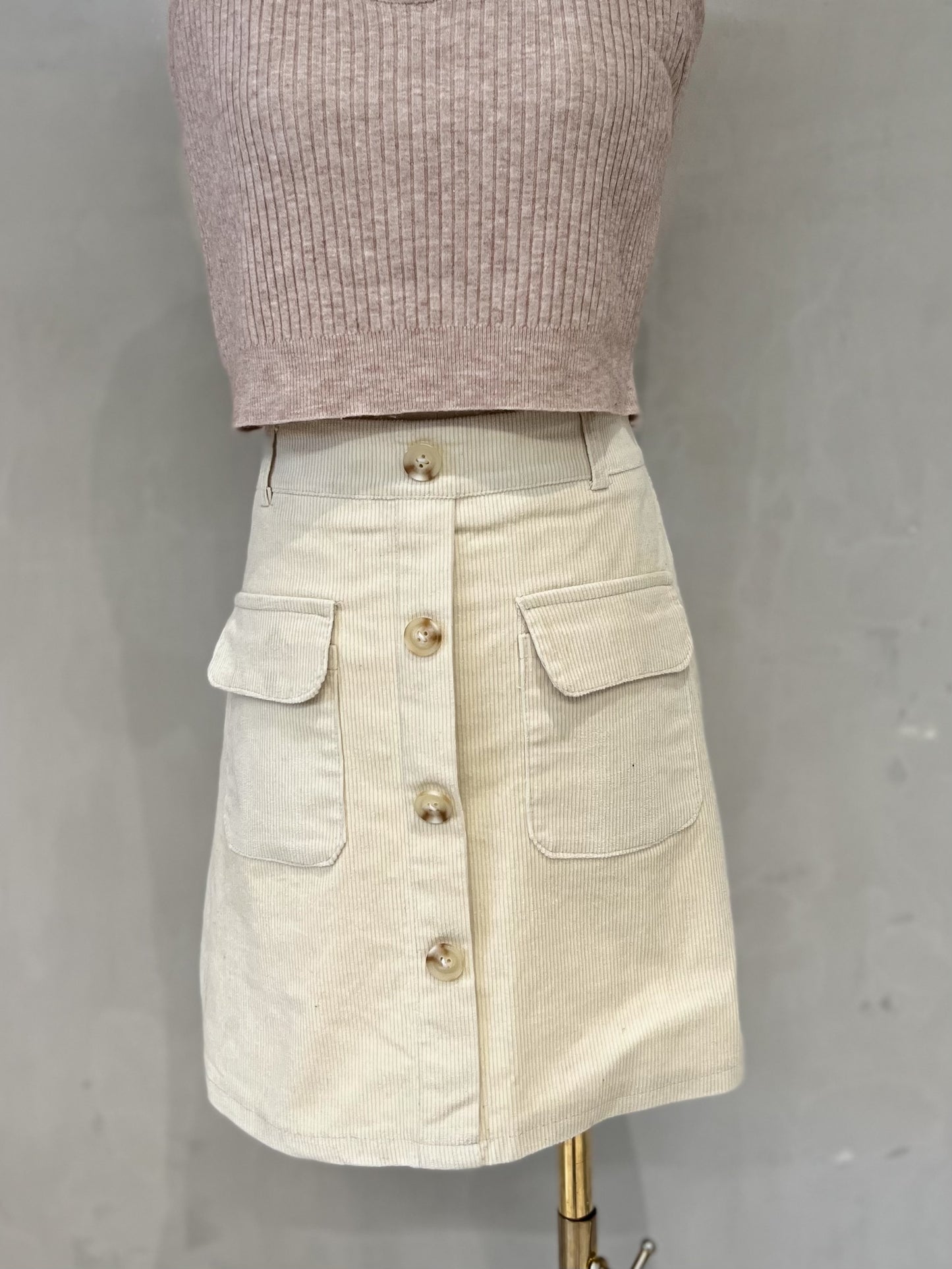 ISSA Corduroy Buttoned Skirt