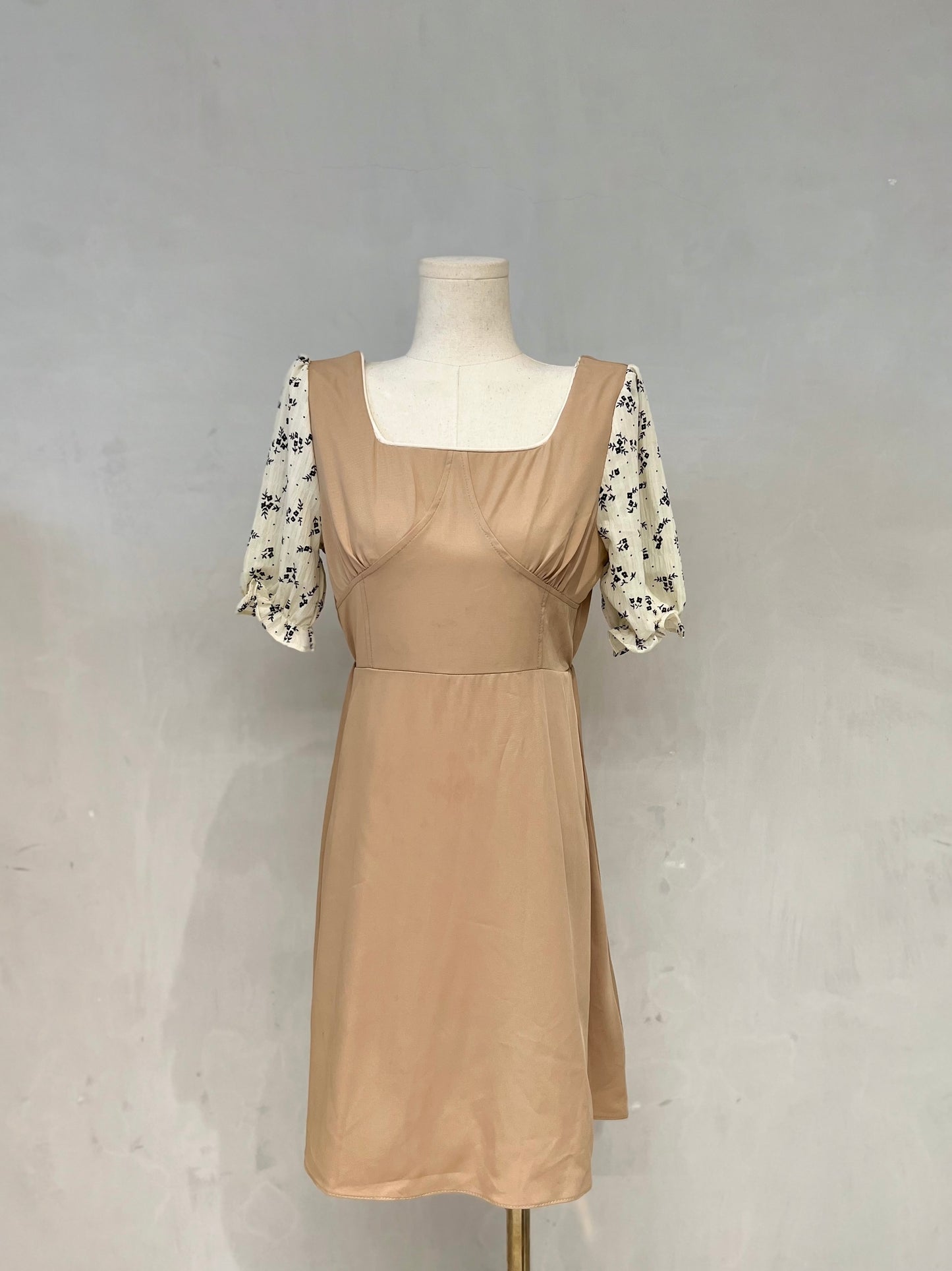 JANICE Plain / Floral Puff Sleeve Dress