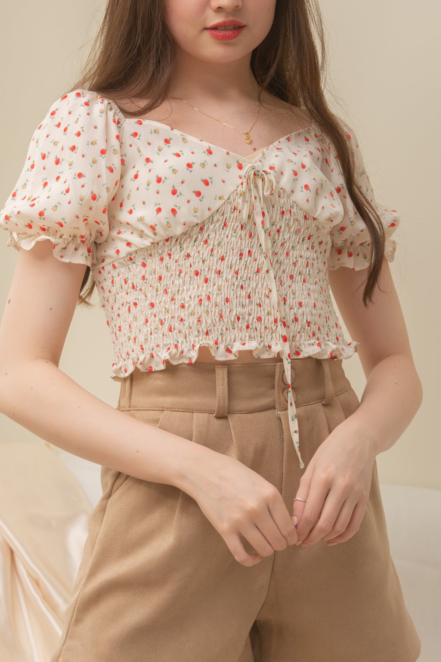 BLAKELY Puff Sleeve Top (CREMÉ FLORAL)